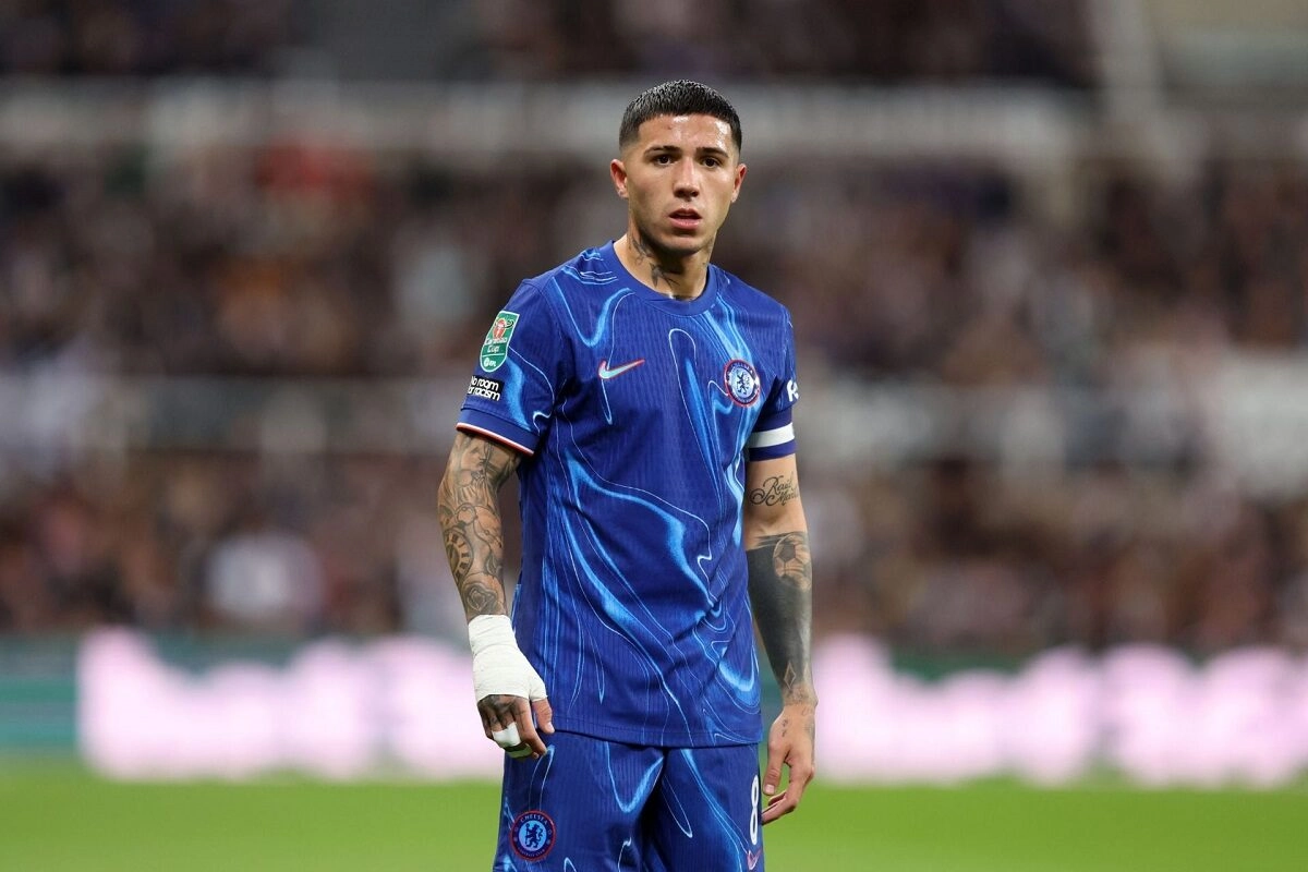 tương lai của Enzo Fernandez tại Stamford Bridge